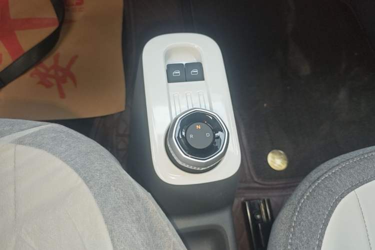 Used Geely Galaxy Panda 2025 210km Panda Kart Gear Lever