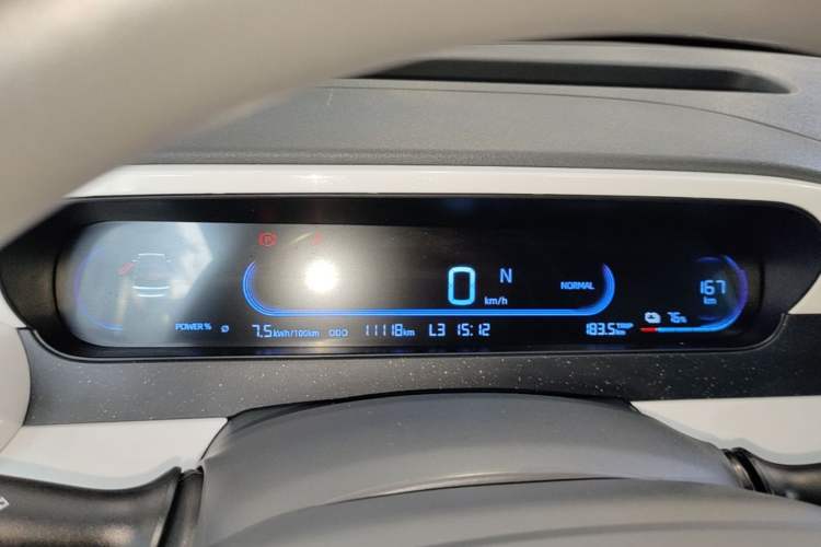 Used Geely Galaxy Panda 2025 210 km – Yuanqi Bear Instrument Cluster