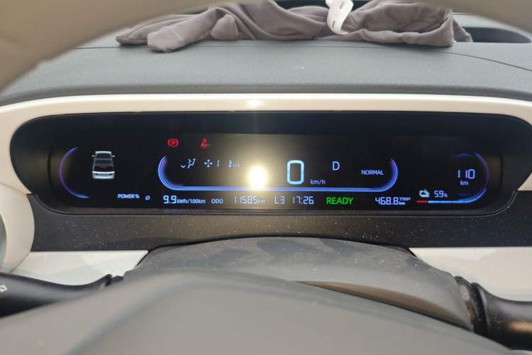 Used Geely Galaxy Panda 2025 210 km – Yuanqi Bear Instrument Cluster