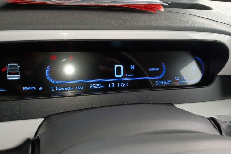 Used Geely Galaxy Panda 2025 210 km – Yuanqi Bear Instrument Cluster