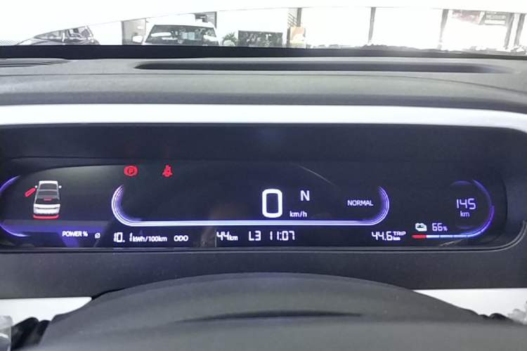 Used Geely Galaxy Panda 2025 210 km – Yuanqi Bear Instrument Cluster