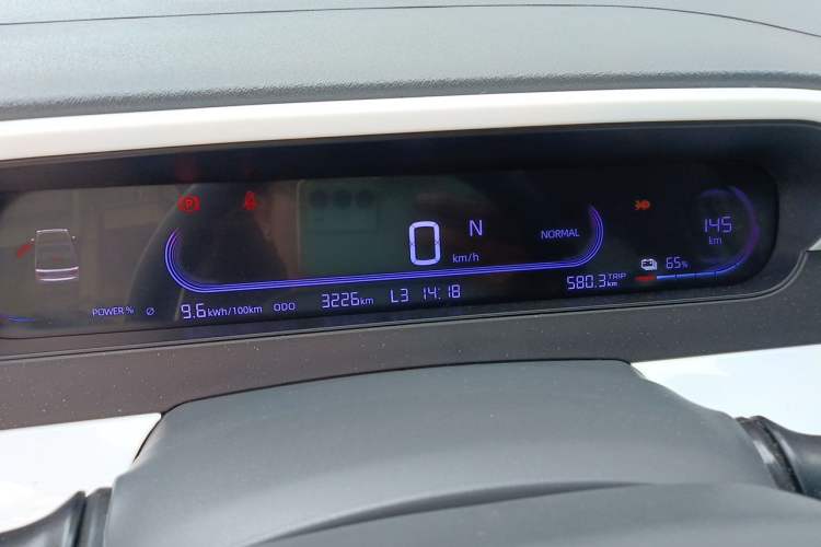 Used Geely Galaxy Panda 2025 210km Panda Rider Instrument Cluster