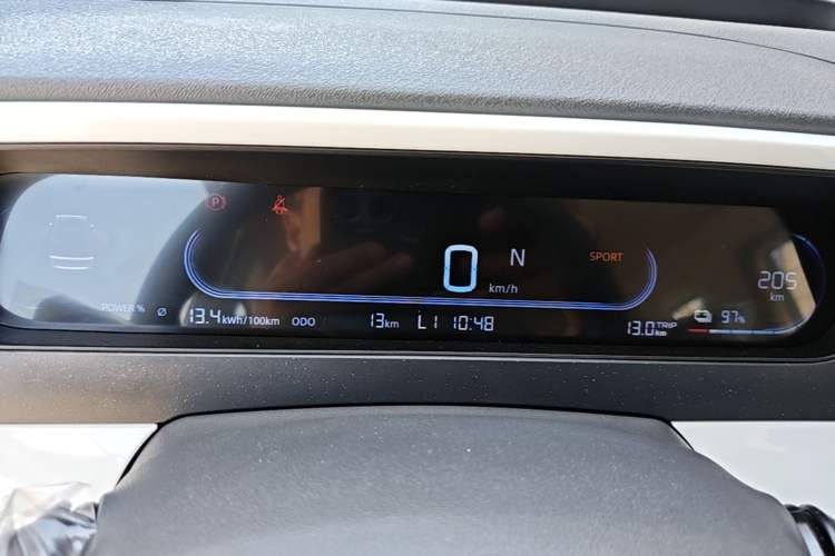 Used Geely Galaxy Panda 2025 210 km – Yuanqi Bear Instrument Cluster
