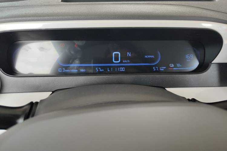 Used Geely Galaxy Panda 2025 210km Panda Rider Instrument Cluster