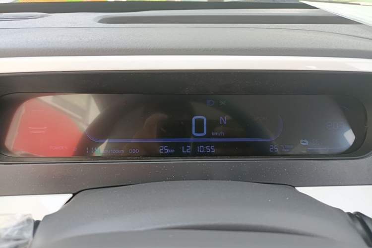 Used Geely Galaxy Panda 2025 210 km – Yuanqi Bear Instrument Cluster