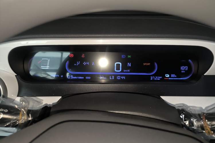 Used Geely Galaxy Panda 2025 210 km – Yuanqi Bear Instrument Cluster
