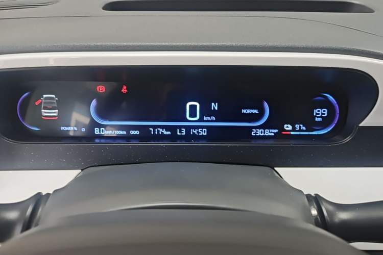 Used Geely Galaxy Panda 2025 210 km – Yuanqi Bear Instrument Cluster