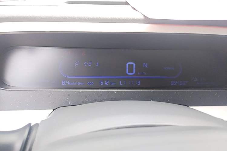 Used Geely Galaxy Panda 2025 210 km – Yuanqi Bear Instrument Cluster