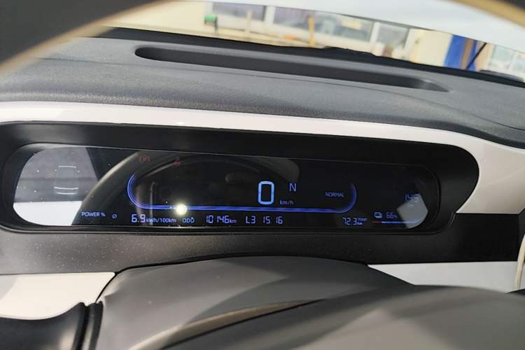 Used Geely Galaxy Panda 2025 210 km – Yuanqi Bear Instrument Cluster
