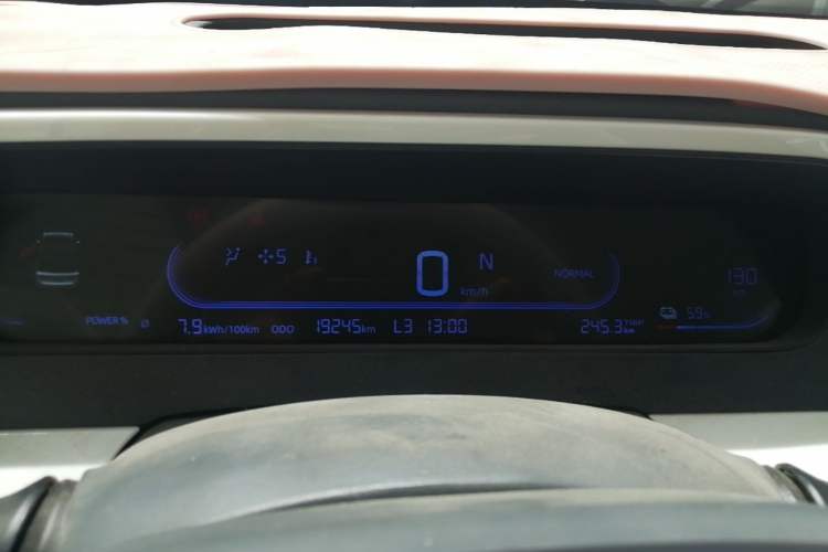 Used Geely Galaxy Panda 2025 210 km – Yuanqi Bear Instrument Cluster