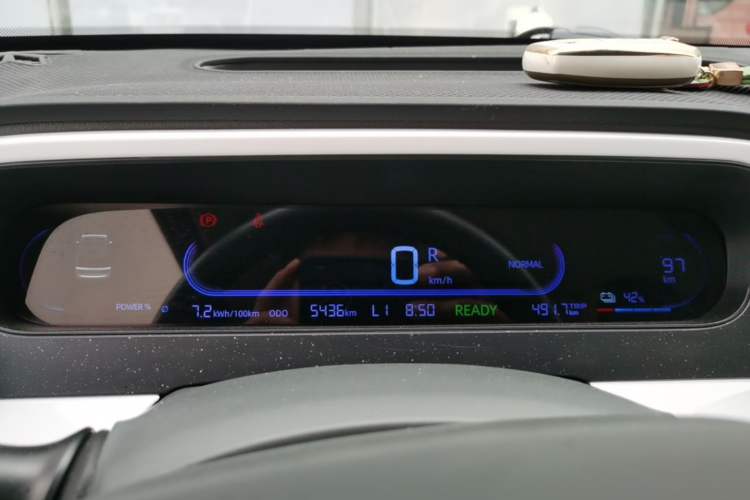 Used Geely Galaxy Panda 2025 210 km – Yuanqi Bear Instrument Cluster