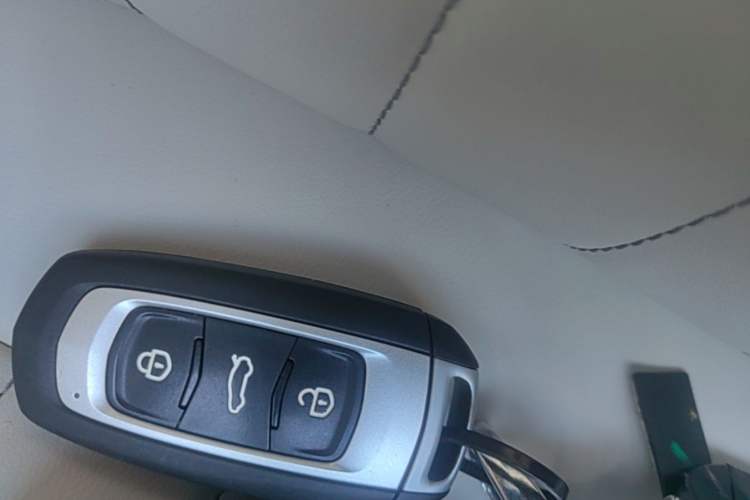 Used Geely Galaxy Panda 2025 210km Panda Rider Interior 1