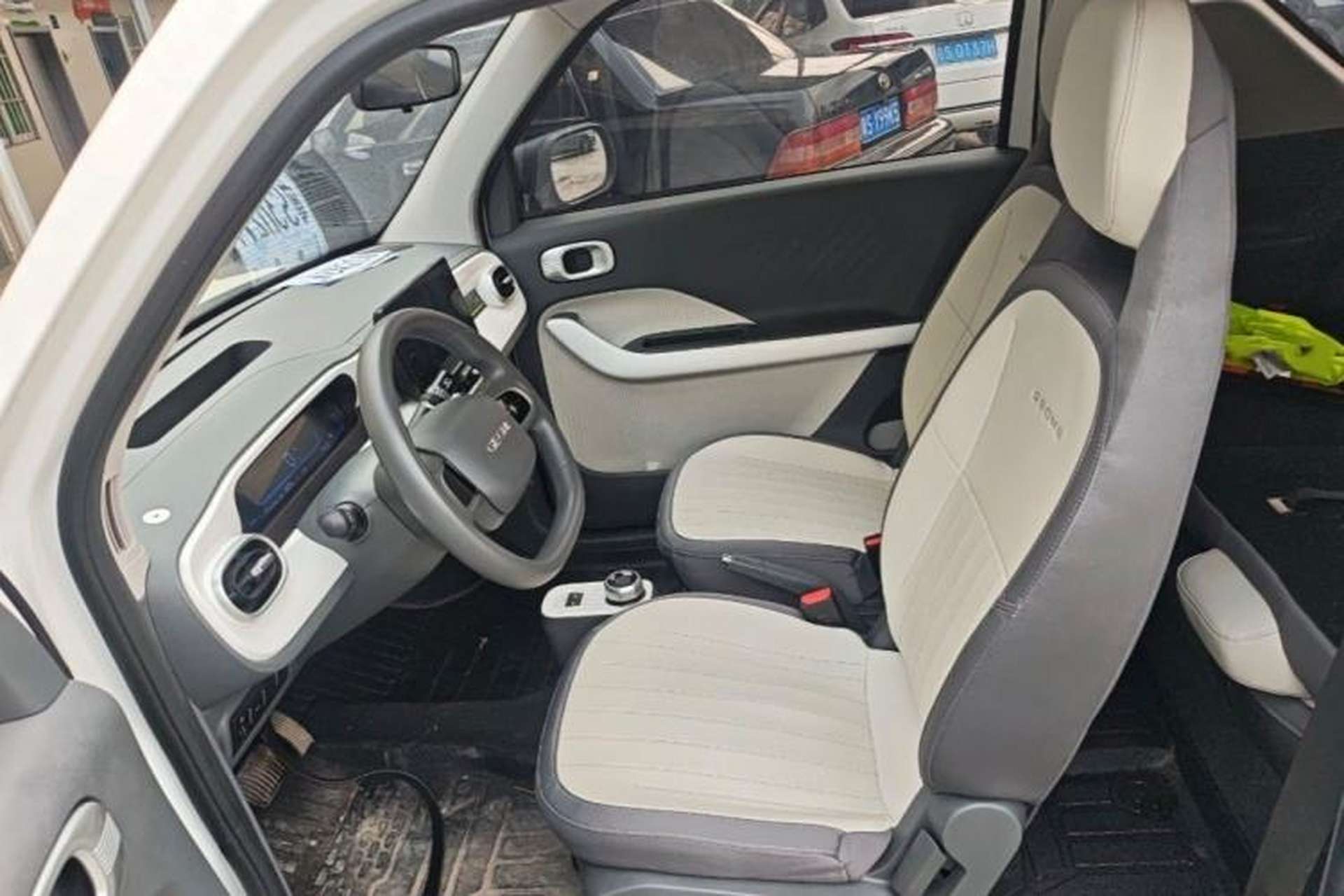 Used Geely Galaxy Panda 2025 210km Panda Rider Interior 1