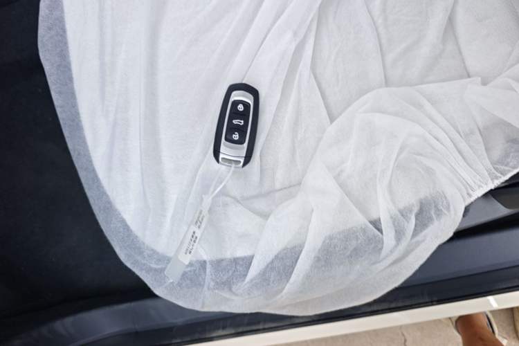 Used Geely Galaxy Panda 2025 210 km – Yuanqi Bear Interior 1
