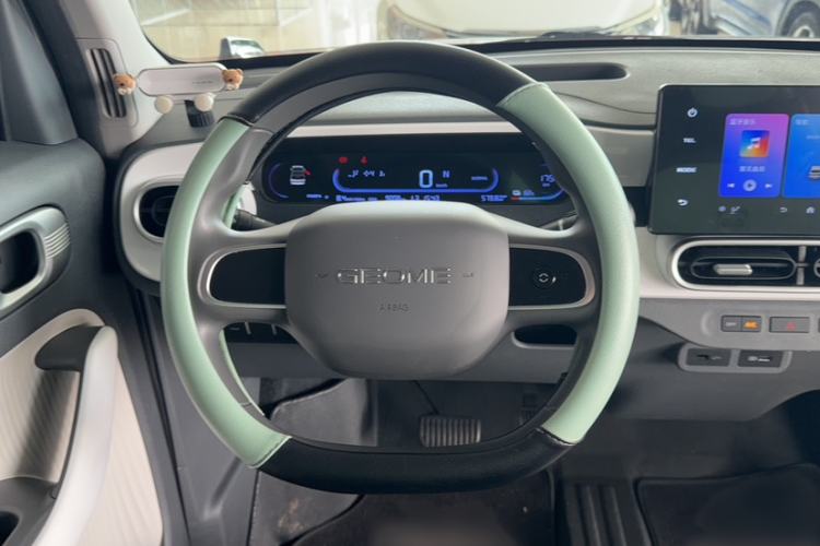 Used Geely Galaxy Panda 2025 210km Panda Kart Interior 3