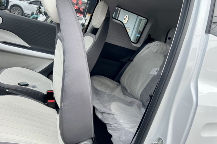 Used Geely Galaxy Panda 2025 210km Panda Kart Interior 3