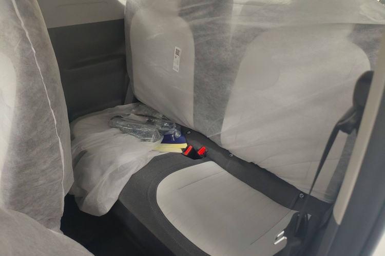 Used Geely Galaxy Panda 2025 210 km – Yuanqi Bear Interior 4