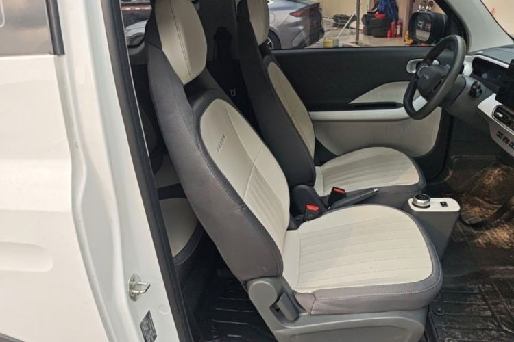 Used Geely Galaxy Panda 2025 210km Panda Rider Interior 5