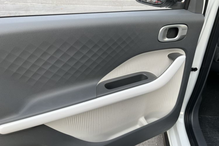 Used Geely Galaxy Panda 2025 210km Panda Rider Interior 6