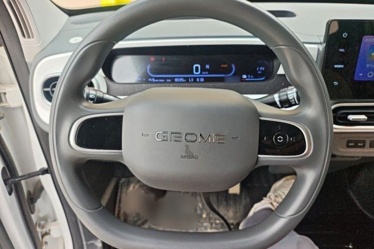 Used Geely Galaxy Panda 2025 210km Panda Rider Interior 6