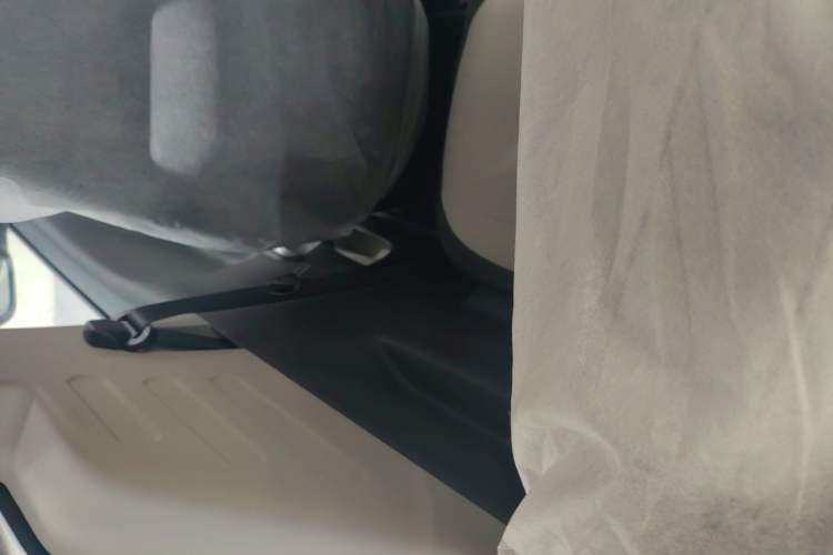 Used Geely Galaxy Panda 2025 210 km – Yuanqi Bear Interior 8