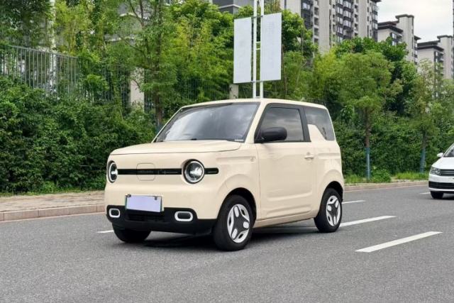 Used Geely Galaxy Panda 2025 210 km – Yuanqi Bear