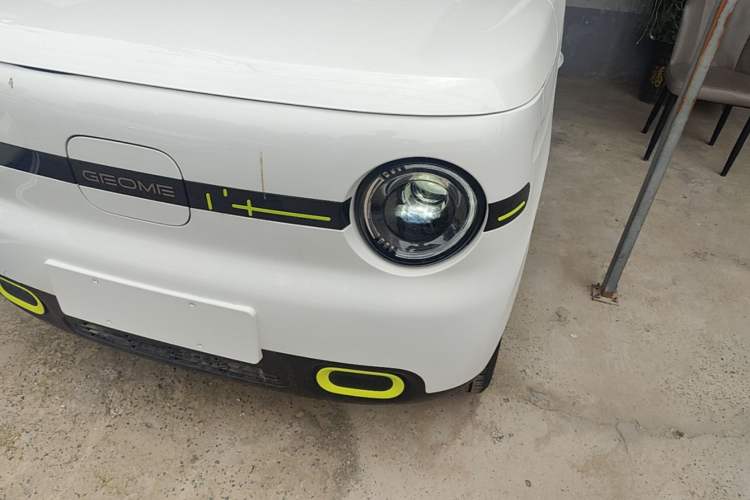 Used Geely Galaxy Panda 2025 210 km – Yuanqi Bear Left Front Headlight