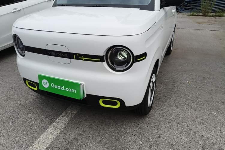 Used Geely Galaxy Panda 2025 210 km – Yuanqi Bear Left Front Headlight