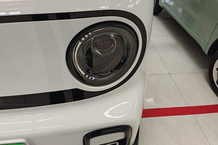 Used Geely Galaxy Panda 2025 210km Panda Kart Left Front Headlight