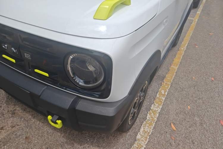 Used Geely Galaxy Panda 2025 210km Panda Rider Left Front Headlight
