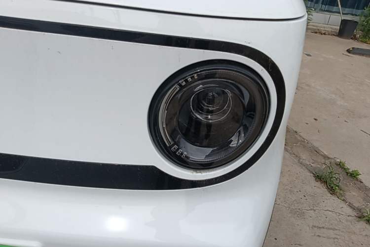 Used Geely Galaxy Panda 2025 210km Panda Kart Left Front Headlight