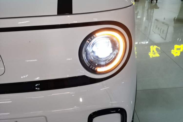 Used Geely Galaxy Panda 2025 210km Panda Kart Left Front Headlight