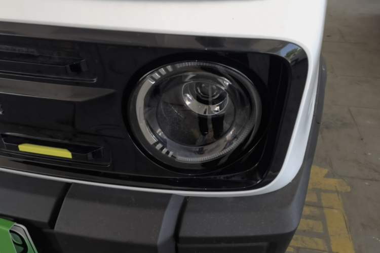 Used Geely Galaxy Panda 2025 210km Panda Rider Left Front Headlight