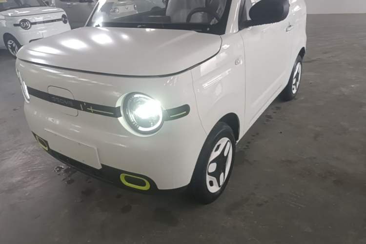 Used Geely Galaxy Panda 2025 210 km – Yuanqi Bear Left Front Headlight