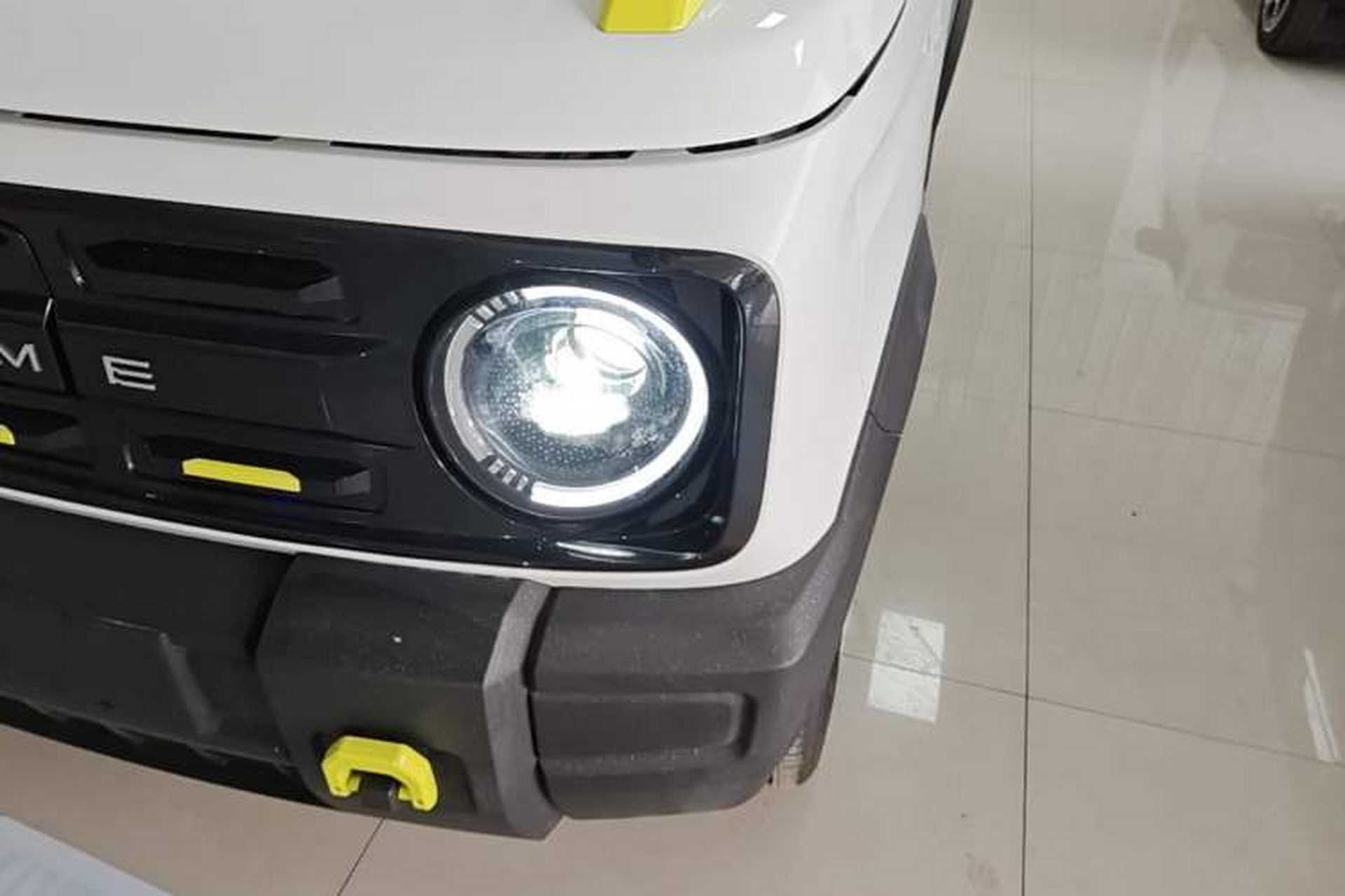 Used Geely Galaxy Panda 2025 210km Panda Rider Left Front Headlight
