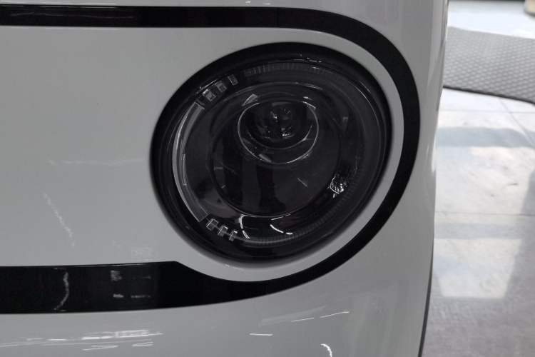 Used Geely Galaxy Panda 2025 210km Panda Kart Left Front Headlight
