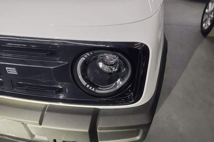 Used Geely Galaxy Panda 2025 210km Panda Rider Left Front Headlight