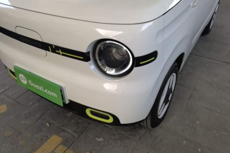 Used Geely Galaxy Panda 2025 210 km – Yuanqi Bear Left Front Headlight
