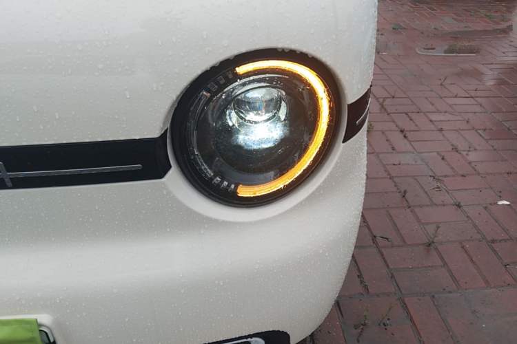 Used Geely Galaxy Panda 2025 210 km – Yuanqi Bear Left Front Headlight