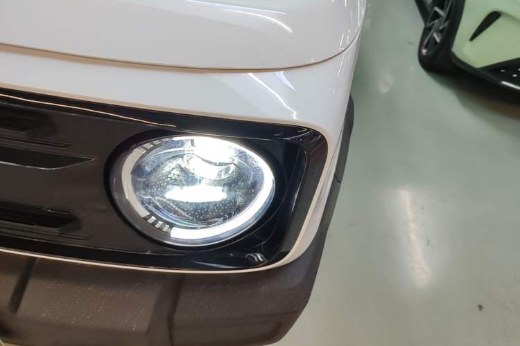 Used Geely Galaxy Panda 2025 210km Panda Rider Left Front Headlight