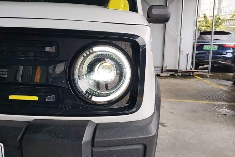 Used Geely Galaxy Panda 2025 210km Panda Rider Left Front Headlight