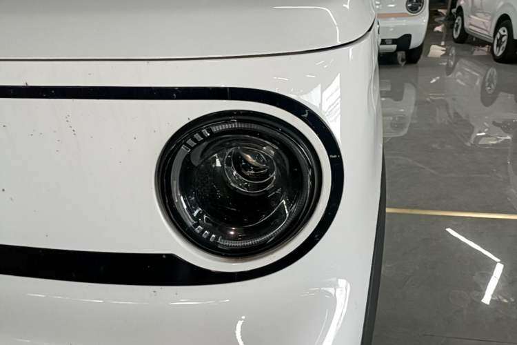 Used Geely Galaxy Panda 2025 210km Panda Kart Left Front Headlight