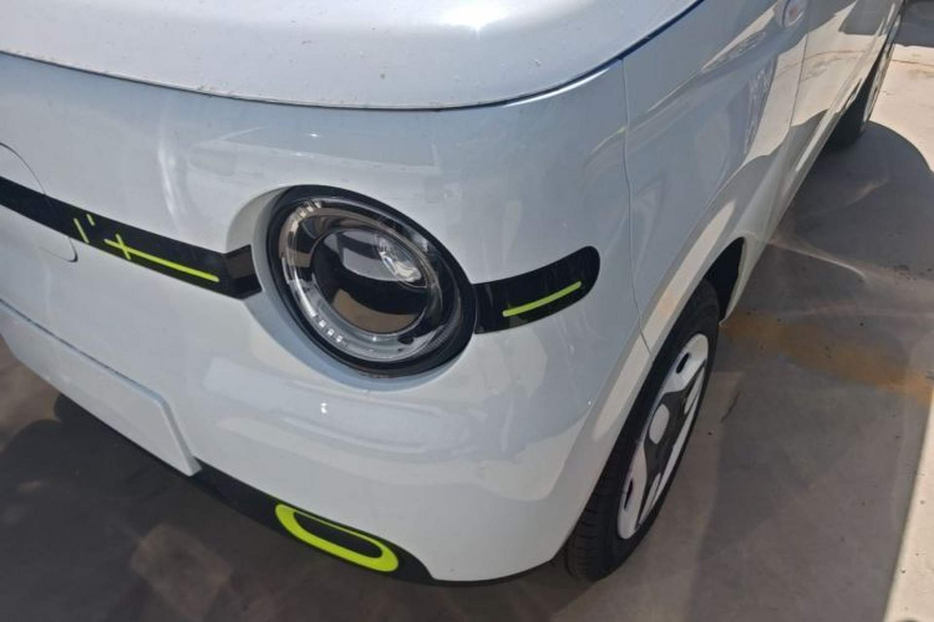 Used Geely Galaxy Panda 2025 210 km – Yuanqi Bear Left Front Headlight