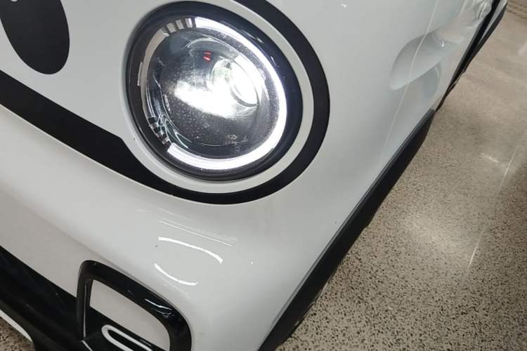Used Geely Galaxy Panda 2025 210km Panda Kart Left Front Headlight