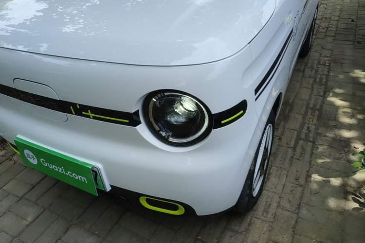 Used Geely Galaxy Panda 2025 210 km – Yuanqi Bear Left Front Headlight