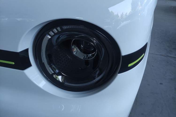 Used Geely Galaxy Panda 2025 210 km – Yuanqi Bear Left Front Headlight