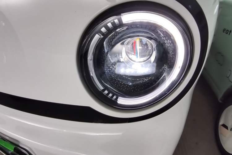 Used Geely Galaxy Panda 2025 210km Panda Kart Left Front Headlight