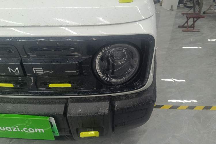 Used Geely Galaxy Panda 2025 210km Panda Rider Left Front Headlight