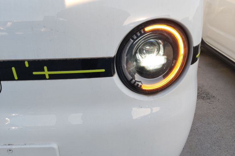Used Geely Galaxy Panda 2025 210 km – Yuanqi Bear Left Front Headlight