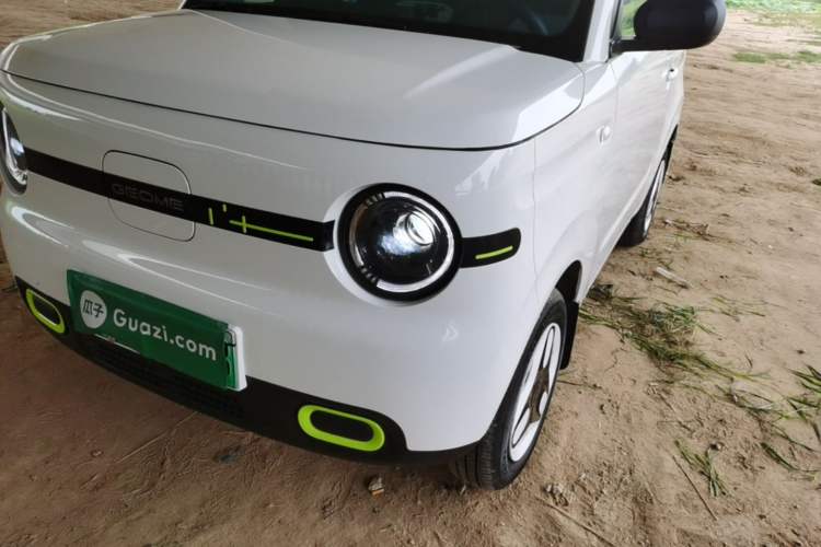 Used Geely Galaxy Panda 2025 210 km – Yuanqi Bear Left Front Headlight